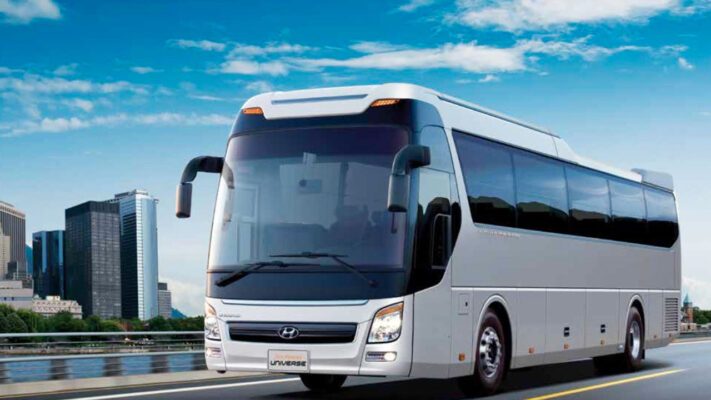 DKT Plus's Hyundai Universe is high-class and comfortable.